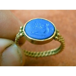 ANILLO EN ORO CON ENTALLE