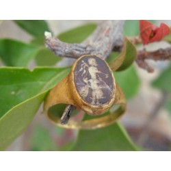 ANILLO Y PENDIENTES EN ORO