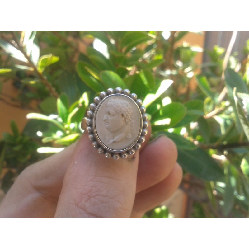 ANILLO DE PLATA CON CAMAFEO