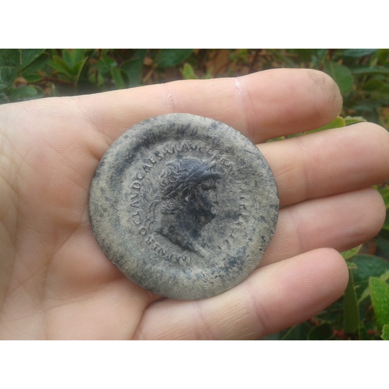 HERMOSO MEDALLON DE NERON