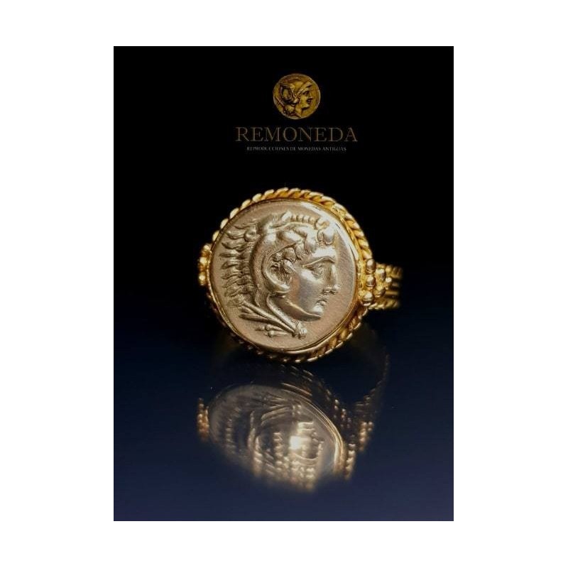 ANILLO DE ORO CON DRAGMA