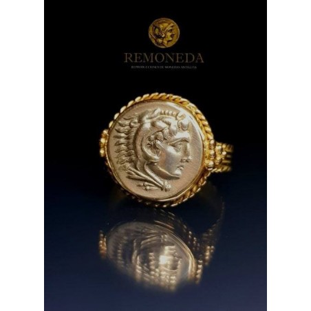 ANILLO DE ORO CON DRAGMA