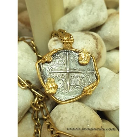 Colgante de oro con moneda Felipe II
